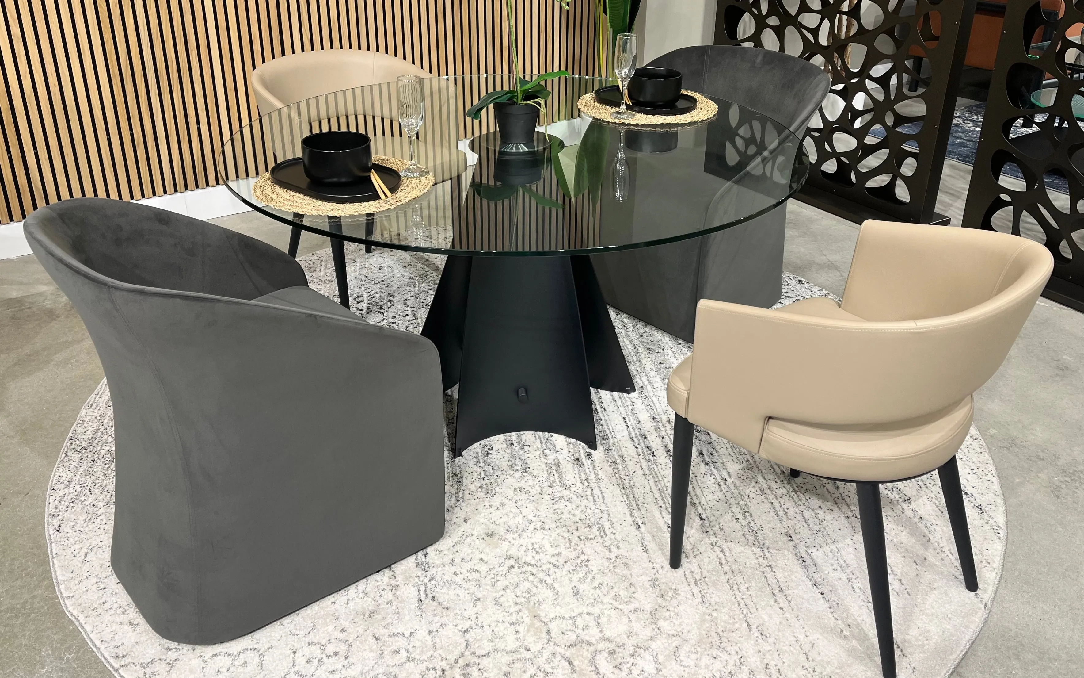 CIRCA Dining Chair