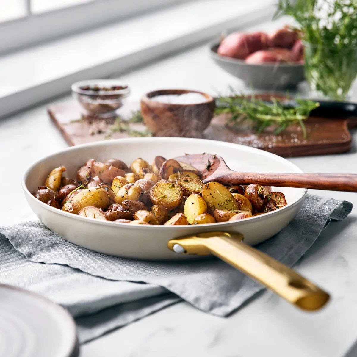 Reserve Ceramic Nonstick 8", 10" and 12" Frypan Set | Multicolor
